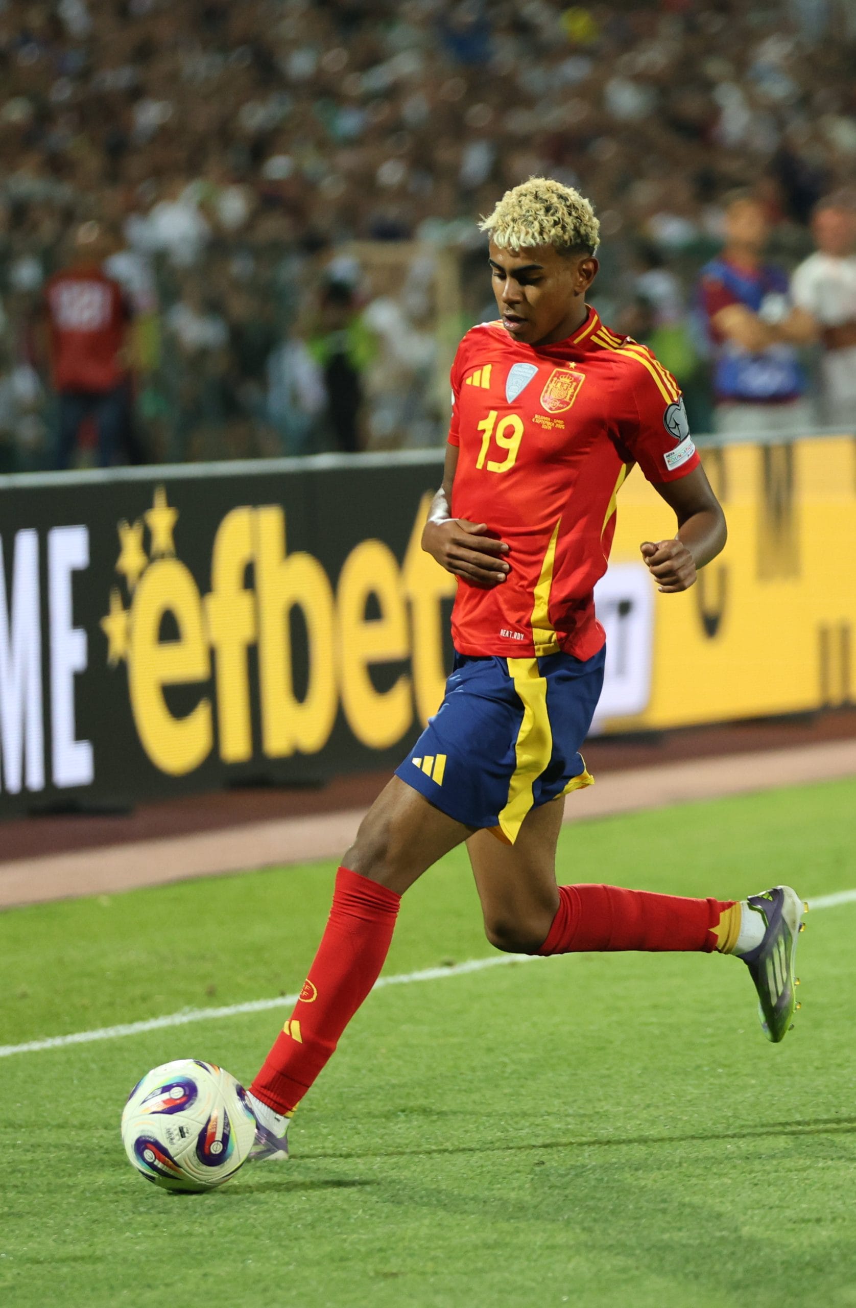 Lamine Yamal celebrating a goal for Barcelona